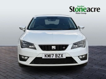 SEAT Leon 1.4 EcoTSI FR Technology Sport Coupe DSG Euro 6 (s/s) 3dr KM17BZX Image 2