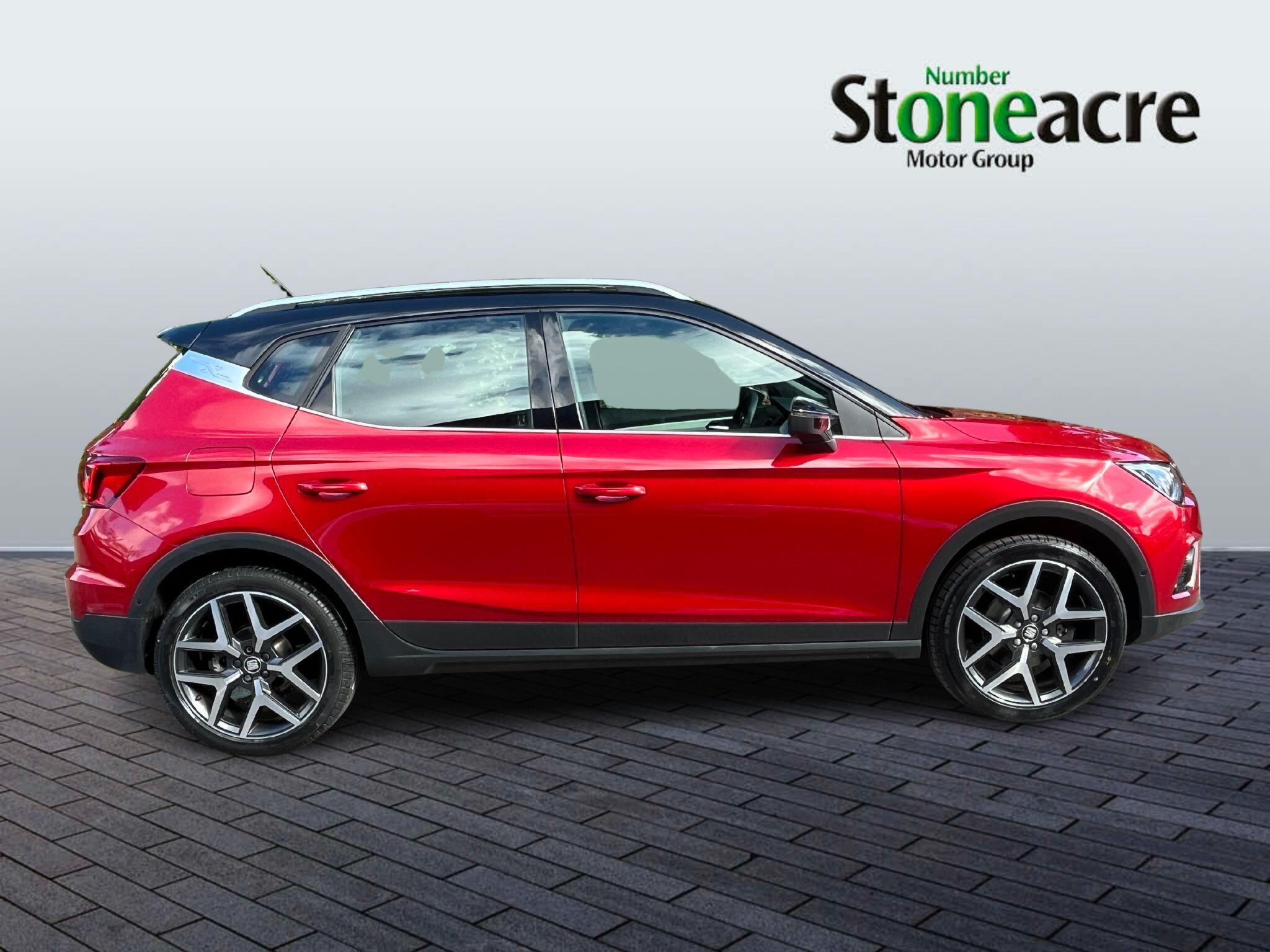 SEAT Arona Image 2