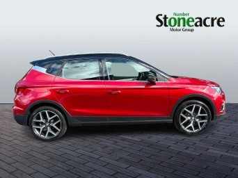 SEAT Arona 1.0 TSI XCELLENCE Lux Euro 6 (s/s) 5dr YF20VLD Image 2