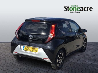 Toyota Aygo 1.0 VVT-i x-plore Hatchback 5dr Petrol Manual Euro 6 (71 ps) YG68OZR Image 3