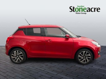 Suzuki Swift 1.2 Dualjet 83 12V Hybrid SZ5 5dr Auto VK22YPG Image 2