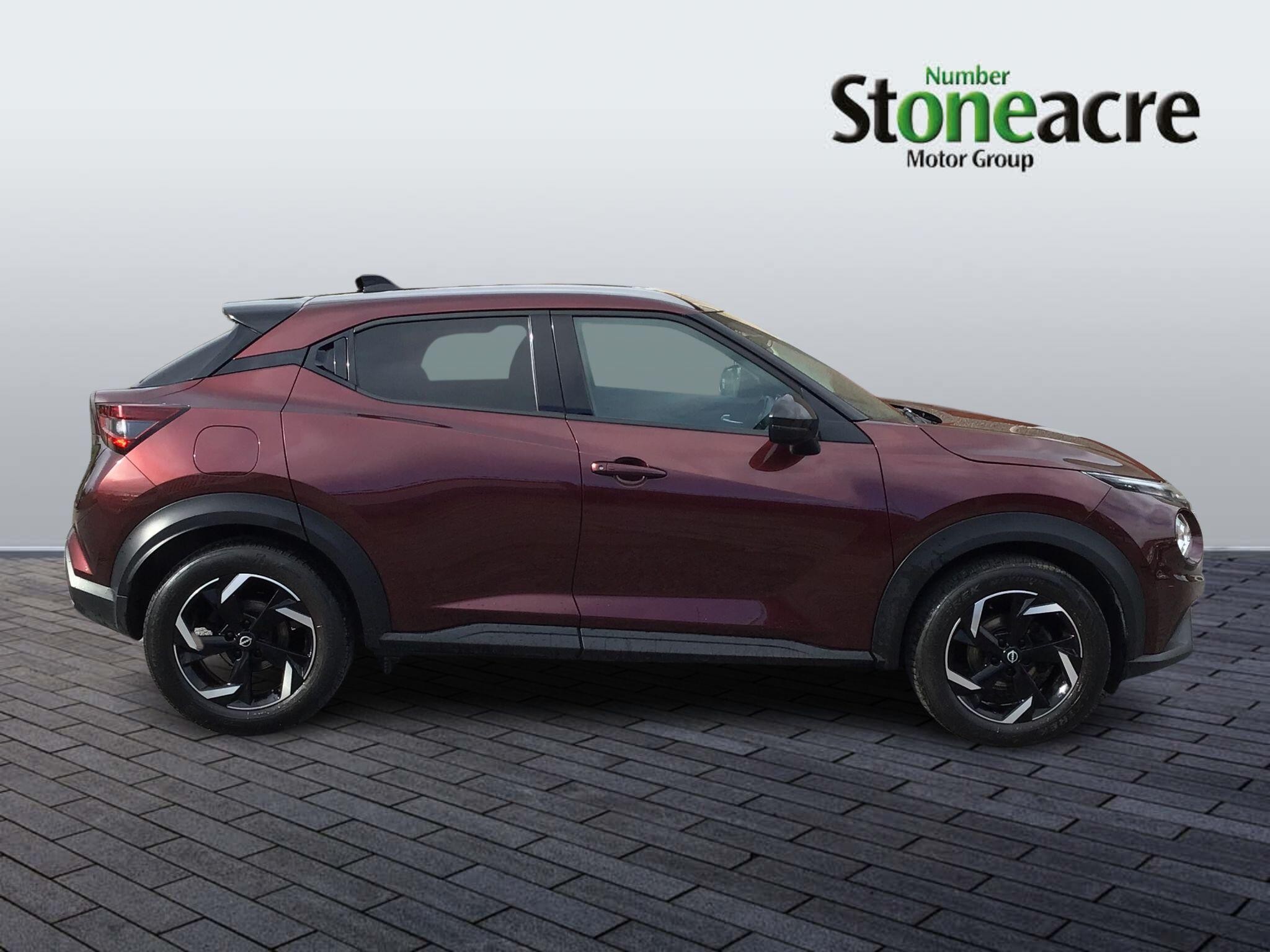 Nissan Juke Image 2