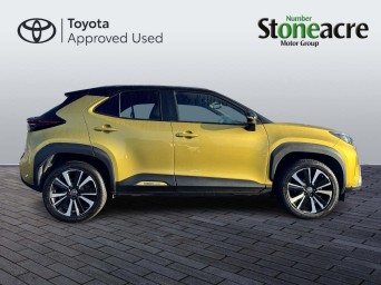 Toyota Yaris Cross 1.5 VVT-h Premiere Edition SUV 5dr Petrol Hybrid E-CVT Euro 6 (s/s) (116 ps) DA22MXB Image 2