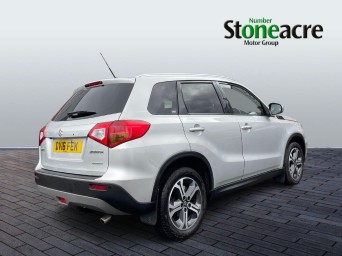 Suzuki Vitara 1.6 SZ5 SUV 5dr Petrol Auto ALLGRIP Euro 6 (s/s) (120 ps) DV16FEK Image 3
