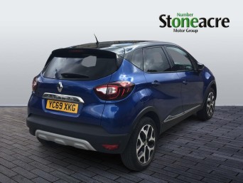 Renault Captur 0.9 TCE 90 GT Line 5dr YC69XKG Image 2