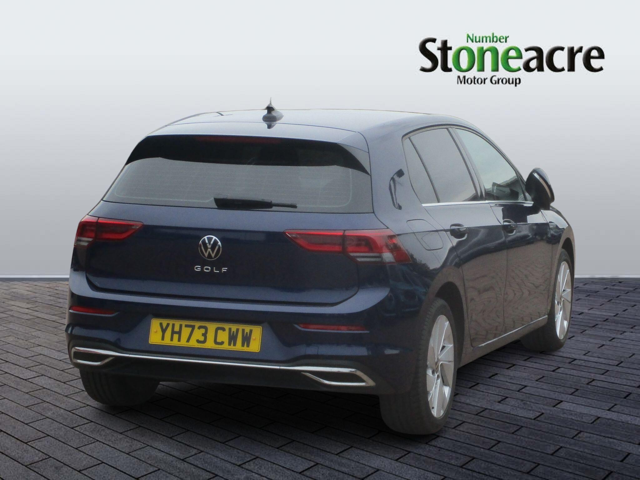 Volkswagen Golf Image 3