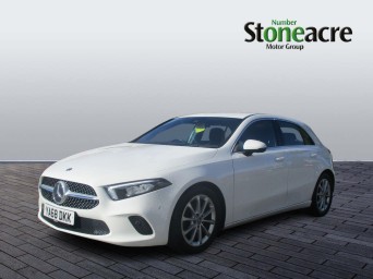 Mercedes-Benz A-Class 1.5 A180d Sport (Executive) Hatchback 5dr Diesel 7G-DCT Euro 6 (s/s) (116 ps) YA68DKK Image 3