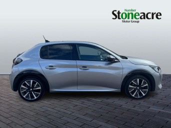 Peugeot 208 1.2 PureTech 130 GT Line 5dr EAT8 PN70WTE Image 2