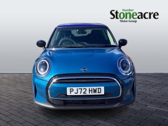 MINI Hatch 1.5 Cooper Classic Euro 6 (s/s) 3dr PJ72HWD Image 2
