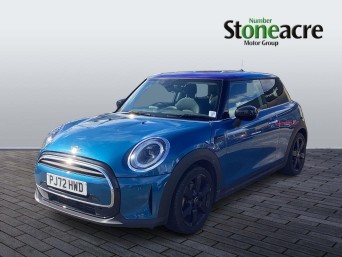 MINI Hatch 1.5 Cooper Classic Euro 6 (s/s) 3dr PJ72HWD Image 3