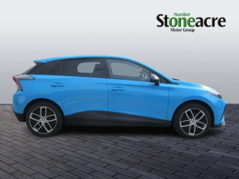 MG 4 EV 150kW Trophy EV Long Range 64kWh 5dr Auto WO24NLA Image 2