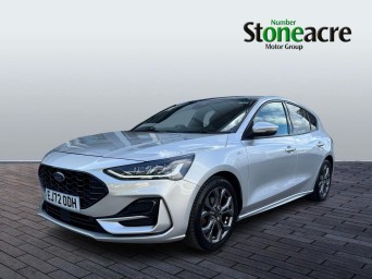 Ford Focus 1.0T EcoBoost ST-Line Style Euro 6 (s/s) 5dr EJ72ODH Image 3