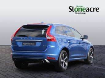 Volvo XC60 2.4 D4 R-Design Lux Nav Auto AWD Euro 6 (s/s) 5dr KR17WNS Image 3