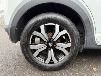 Dacia Sandero Stepway Stepway Prestige TCe 90 Auto NV22UNX Image 2