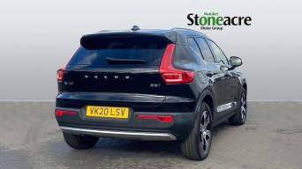 Volvo XC40 2.0 B5 MHEV Inscription Auto AWD Euro 6 (s/s) 5dr VK20LSV Image 2