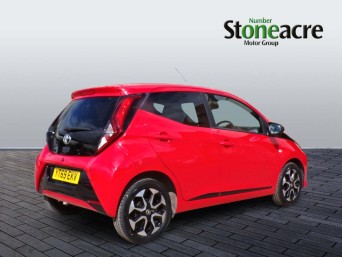 Toyota Aygo 1.0 VVT-i X-Trend 5dr YT69EKV Image 3