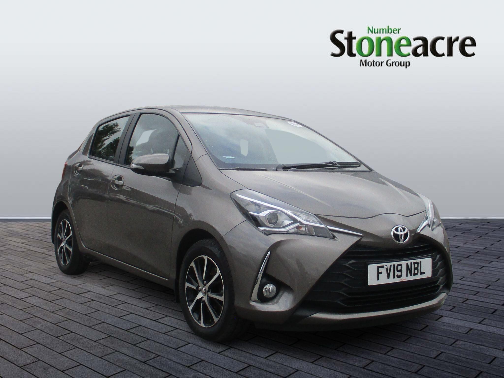 Toyota Yaris Image 1