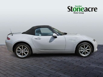 Mazda MX-5 1.5 SKYACTIV-G Exclusive-Line Roadster Euro 6 (s/s) 2dr NK25MXX Image 2
