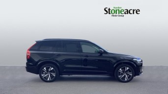 Volvo XC90 2.0 B5D [235] Plus Dark 5dr AWD Geartronic DV72XOL Image 3