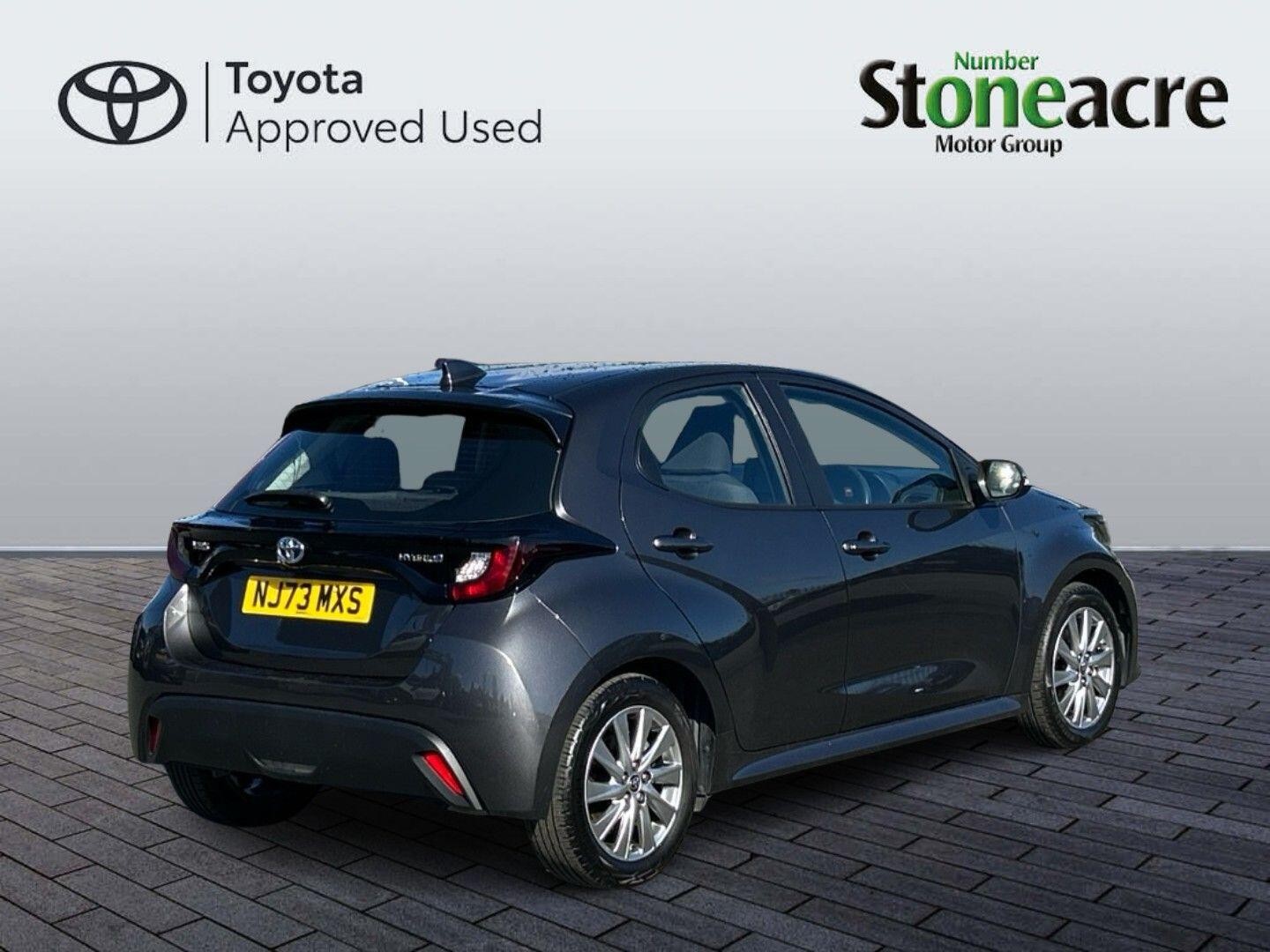 Toyota Yaris Image 3