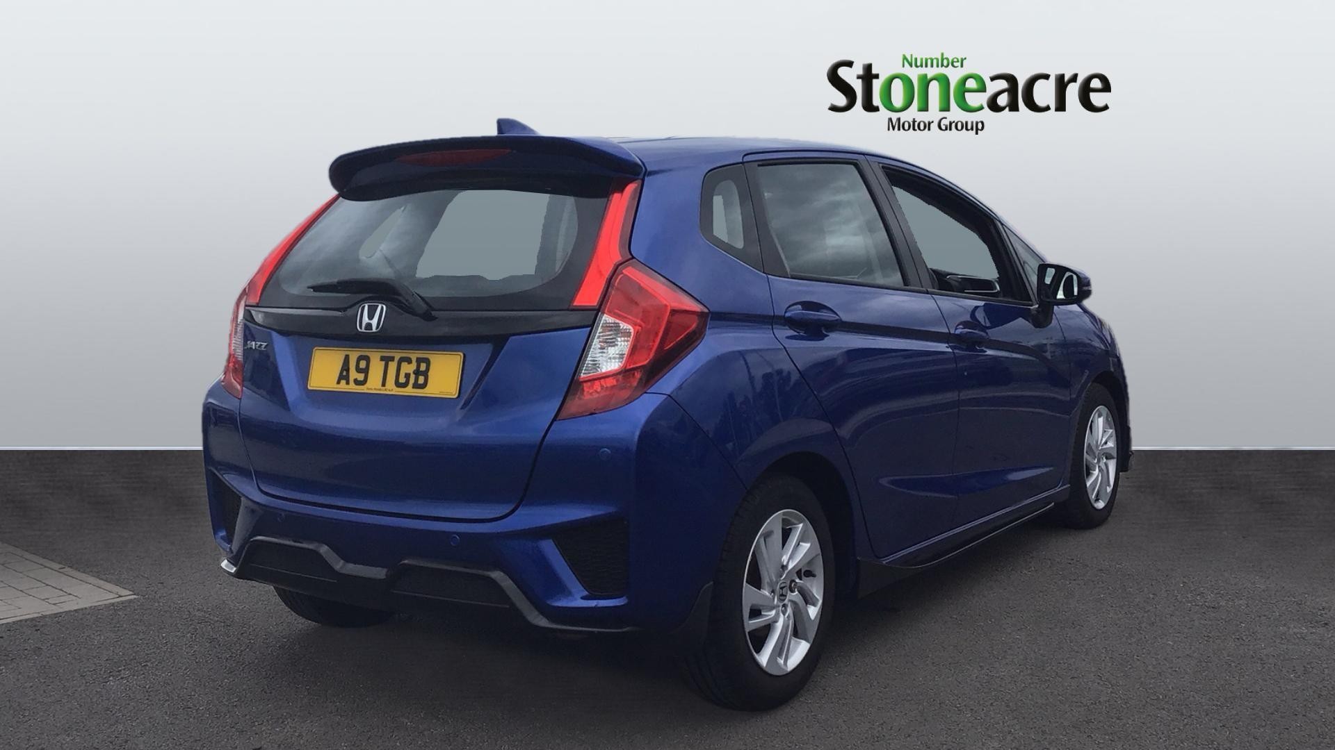 Honda Jazz Image 2