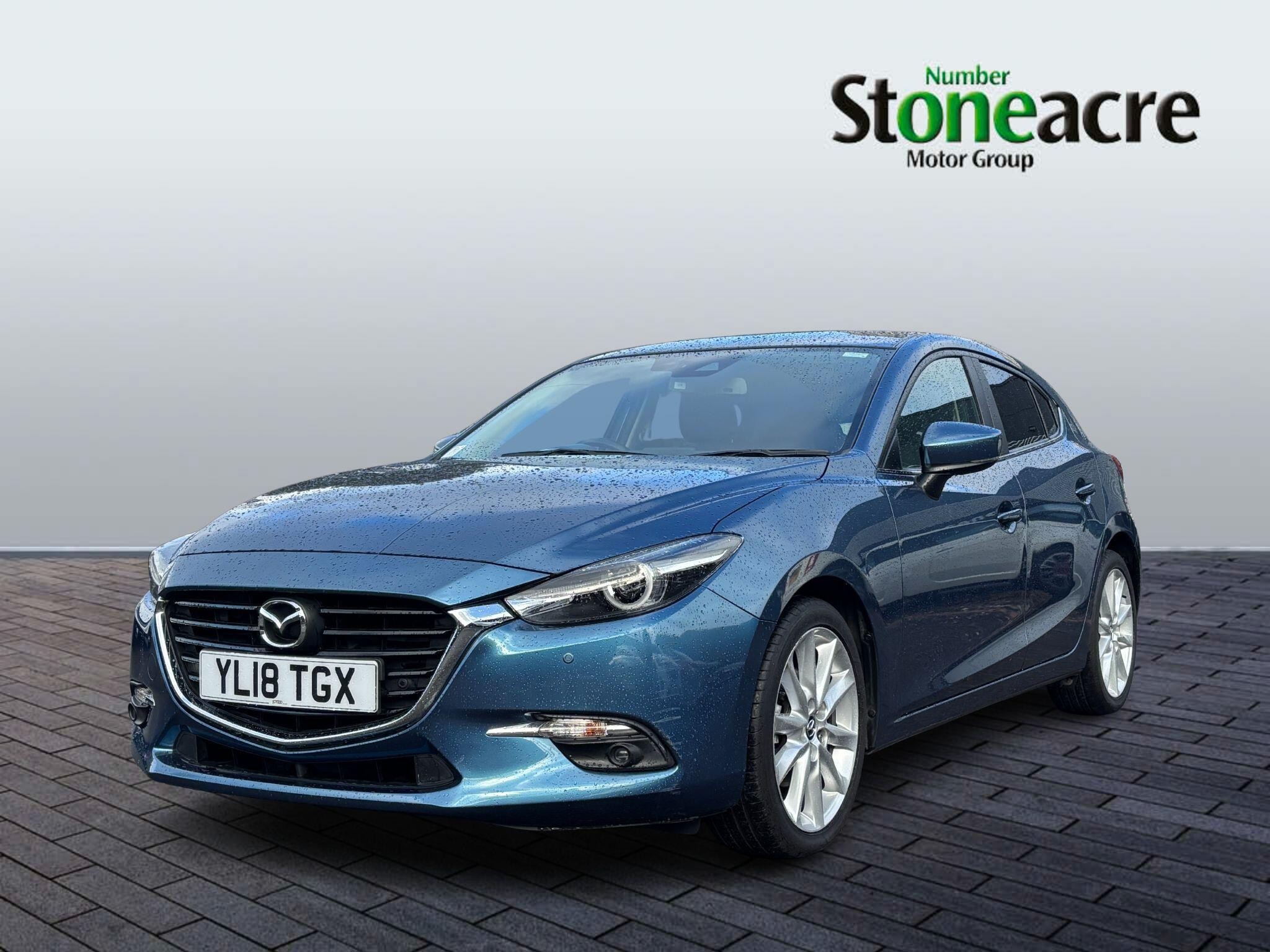 Mazda3 Image 3