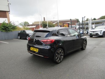 Renault Clio 1.6 E-TECH Lutecia Auto Euro 6 (s/s) 5dr PL22FTN Image 3