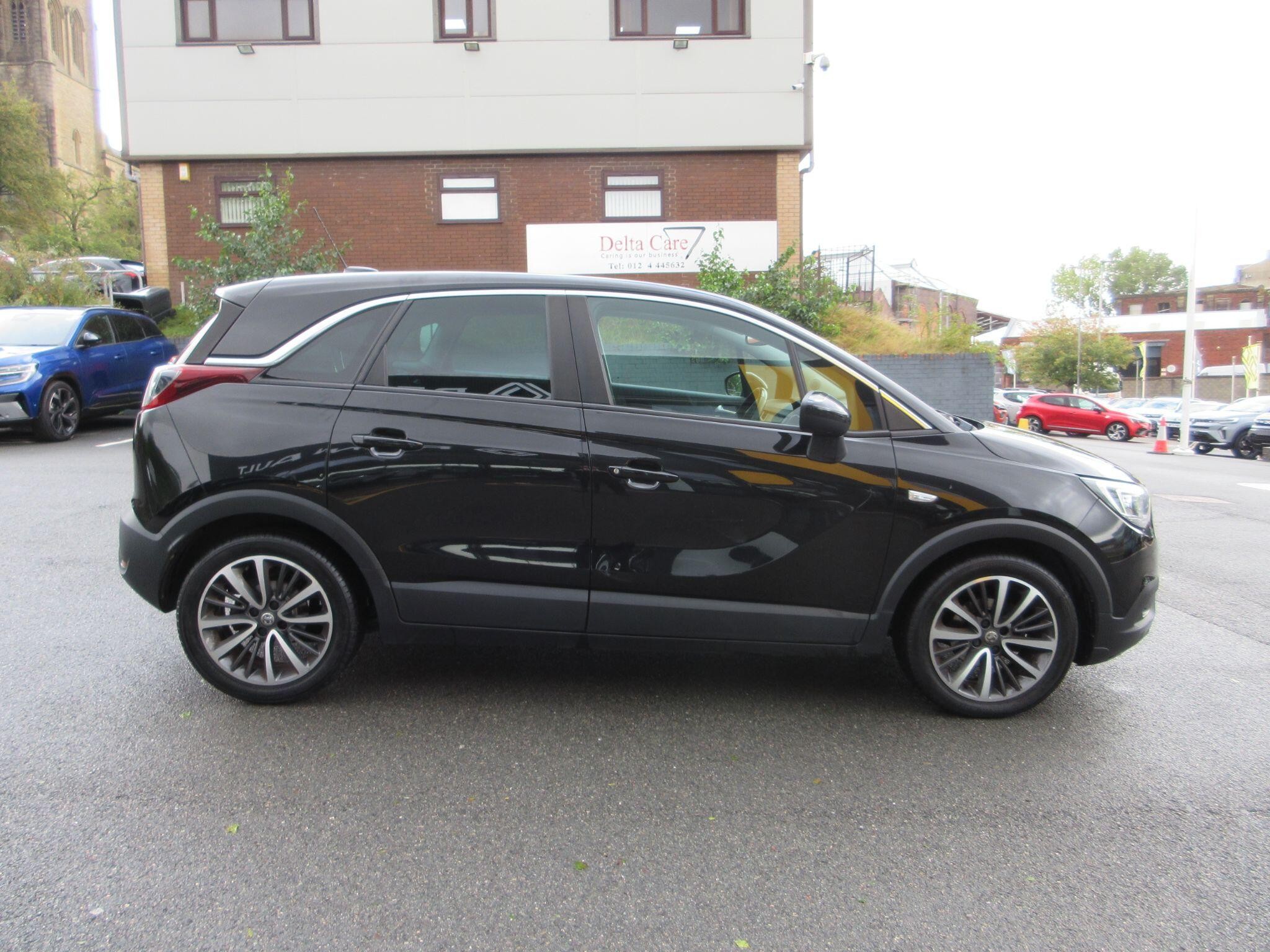 Vauxhall Crossland X Image 2