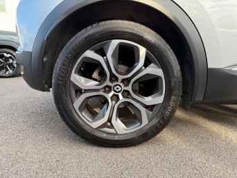 Renault Captur 1.6 E-TECH S Edition Auto Euro 6 (s/s) 5dr NV71RXB Image 2