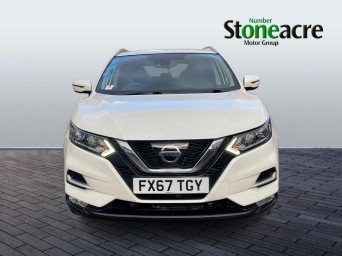 Nissan Qashqai 1.2 DIG-T N-Connecta SUV 5dr Petrol XTRON Euro 6 (s/s) (115 ps) FX67TGY Image 2