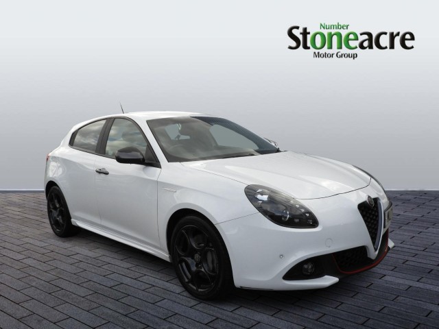 Alfa Romeo Giulietta 1.4 TB MultiAir Speciale Euro 6 (s/s) 5dr ML17YME Image 1
