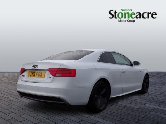 Audi A5 2.0 TDI S line Coupe 2dr Diesel Multitronic Euro 5 (s/s) (177 ps) OY13FDA Image 3