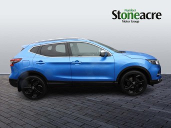 Nissan Qashqai 1.2 DIG-T Tekna+ Euro 6 (s/s) 5dr BK68OFJ Image 2