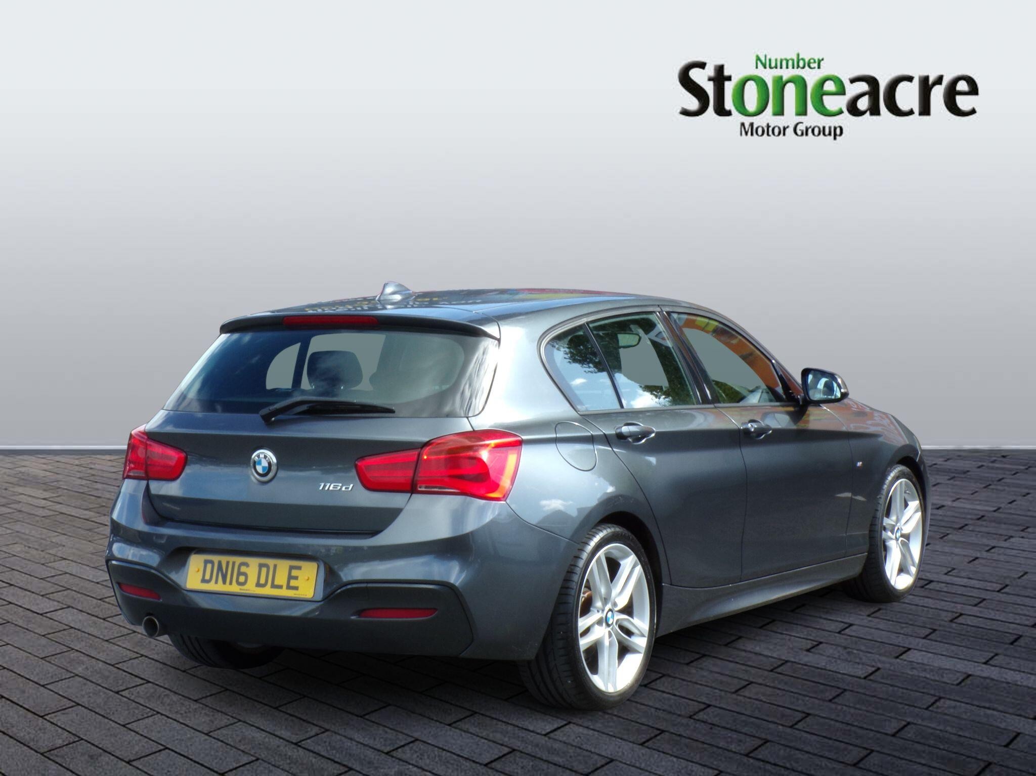 BMW 1 Series Image 3