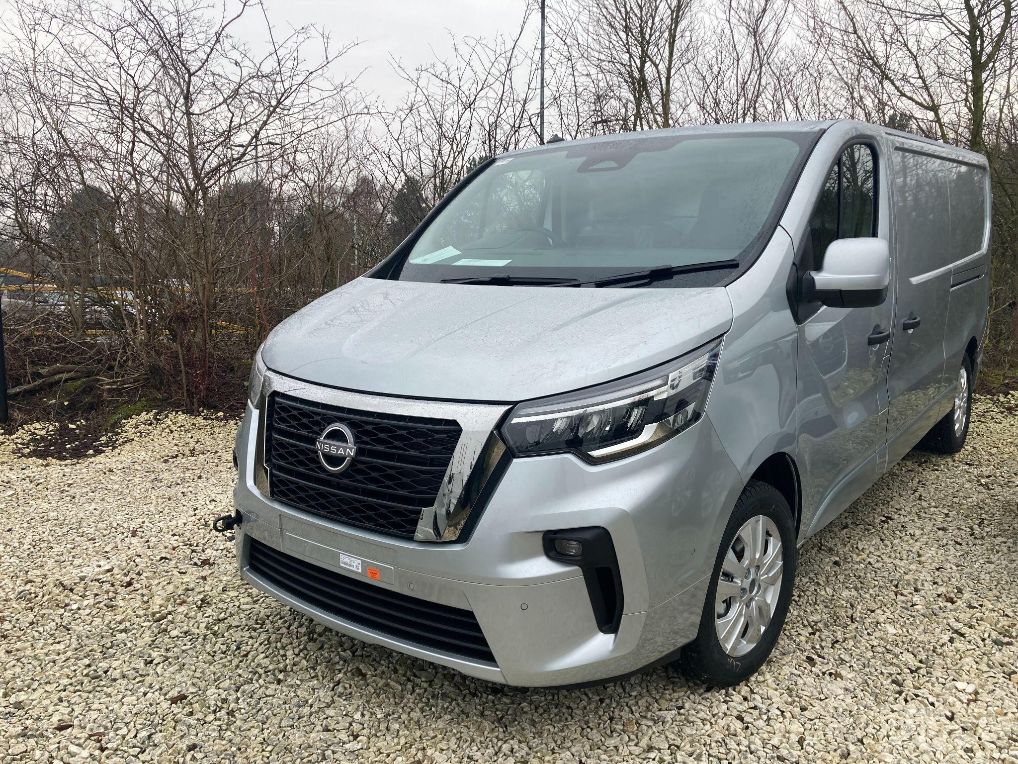 Nissan Primastar Image 1