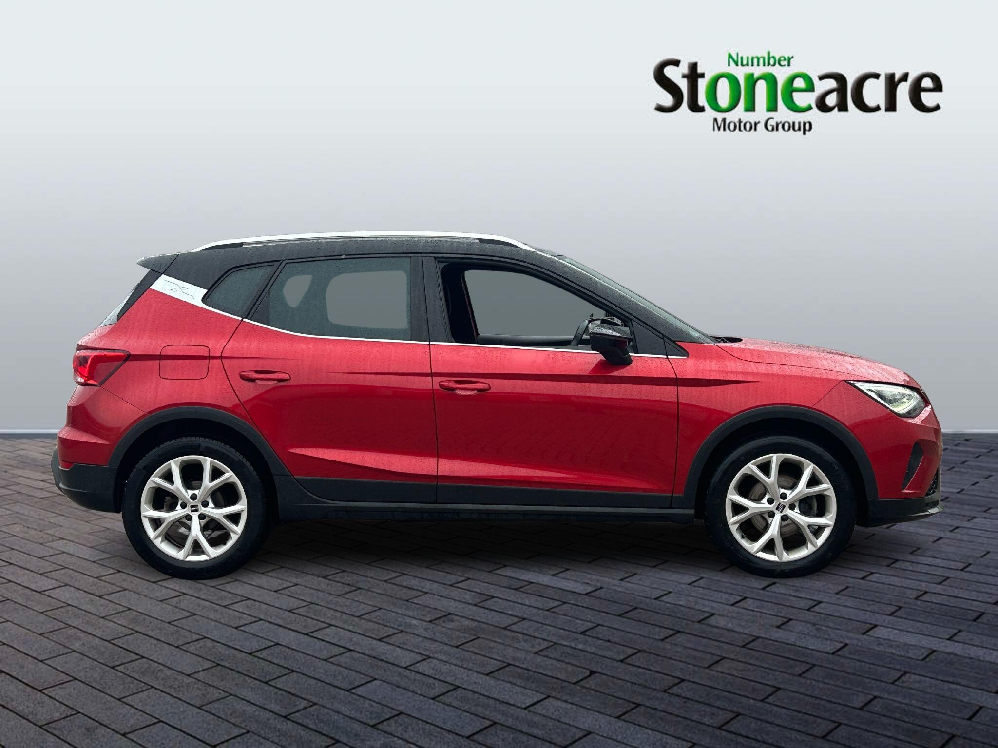 SEAT Arona Image 2