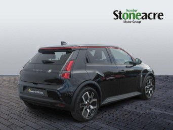 Renault 5 E-Tech Electric comfort range 52kWh techno Auto 5dr PL75JJU Image 3