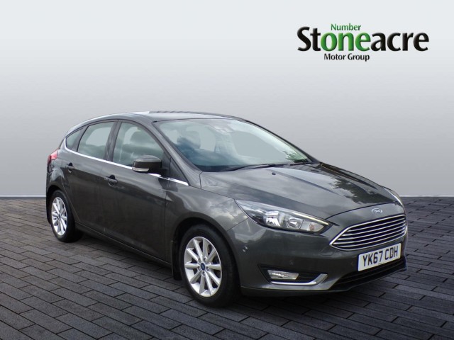 Ford Focus 1.5T EcoBoost Titanium Euro 6 (s/s) 5dr YK67CDH Image 1