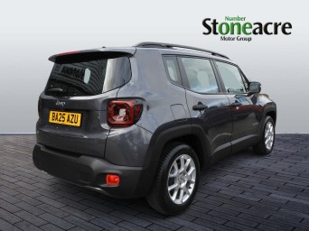 Jeep Renegade 1.5 T4 e-Hybrid MHEV Altitude DCT Euro 6 (s/s) 5dr BA25AZU Image 3
