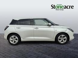 Suzuki Swift Image 2