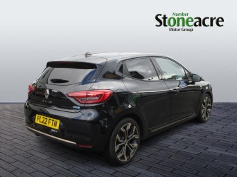 Renault Clio E-Tech 1.6 E-TECH Lutecia Auto Euro 6 (s/s) 5dr PL22FTN Image 3