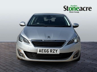 Peugeot 308 1.2 PureTech Allure EAT Euro 6 (s/s) 5dr AE66RZY Image 2