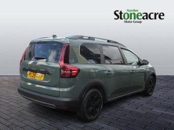 Dacia Jogger Hybrid 1.6 HEV Extreme 5dr Auto PL25GKP Image 3