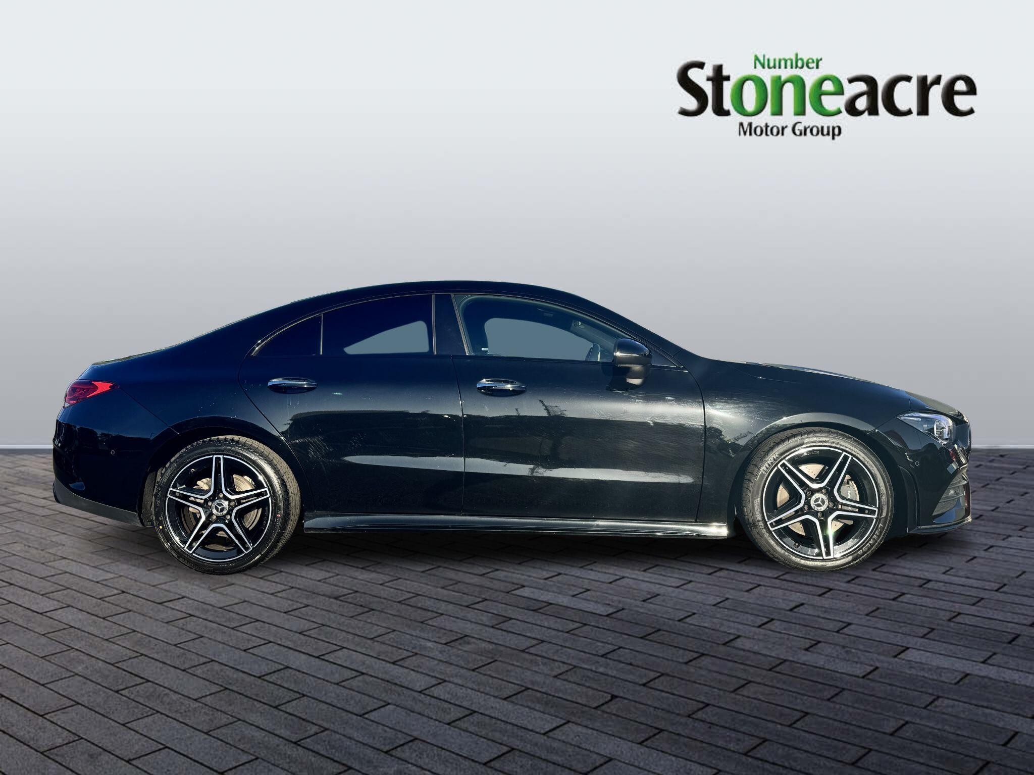 Mercedes-Benz CLA Image 2