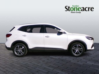 MG HS Plug-In Hybrid 1.5 T-GDI 16.6 kWh Exclusive Auto Euro 6 (s/s) 5dr YG22FYD Image 2