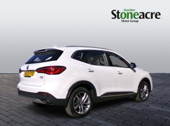 MG HS Plug-In Hybrid 1.5 T-GDI 16.6 kWh Exclusive Auto Euro 6 (s/s) 5dr YG22FYD Image 3