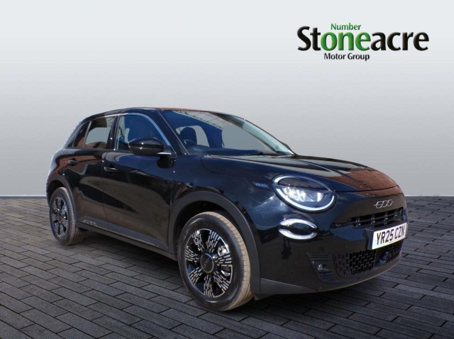Fiat 600 1.2 MHEV e-DCT Euro 6 (s/s) 5dr YR25CZN Image 1