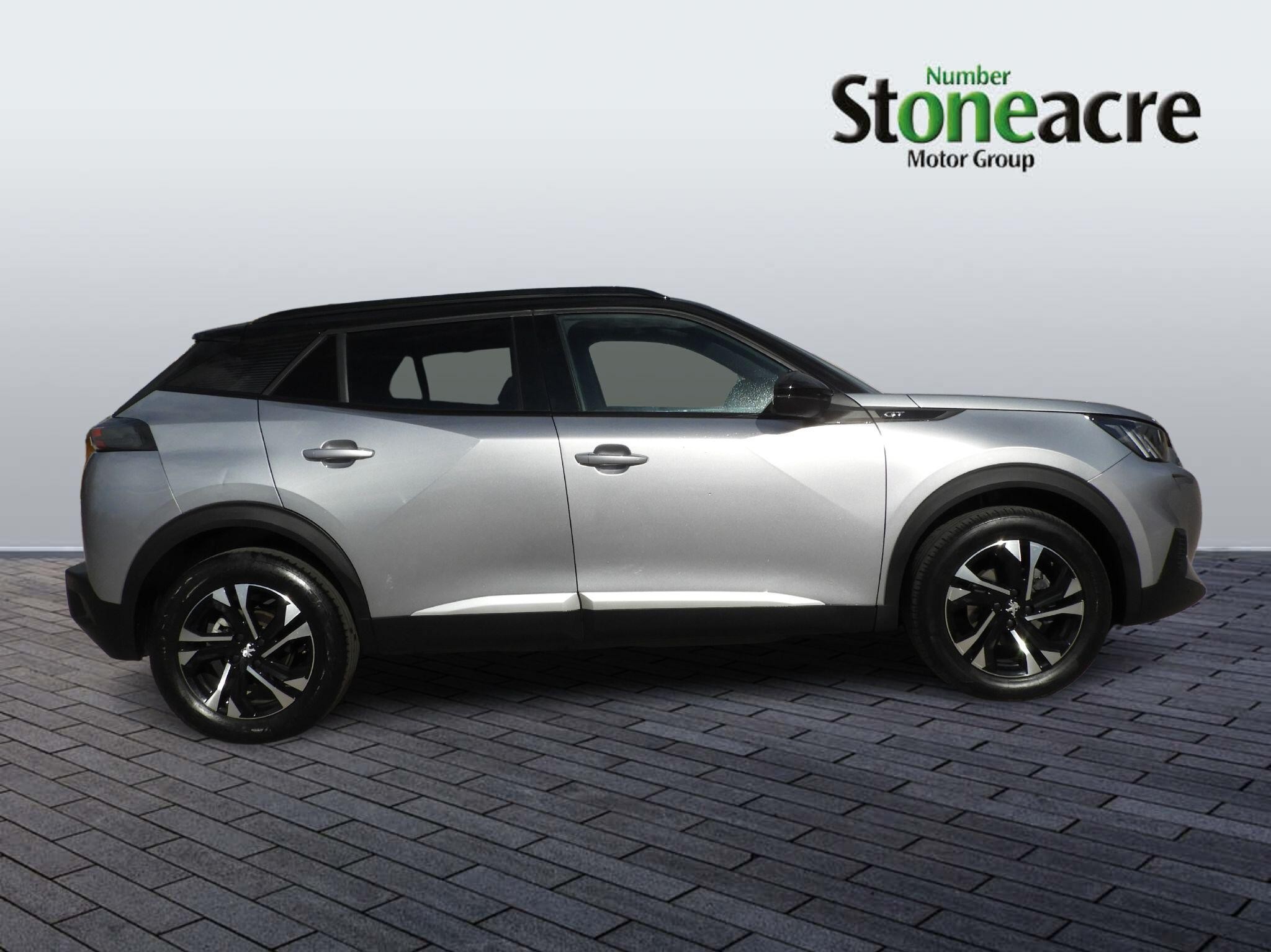 Peugeot 2008 Image 2