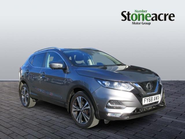 Nissan Qashqai 1.3 DiG-T N-Connecta 5dr FY68AWX Image 1