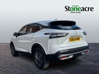 Nissan Qashqai 1.3 DIG-T MHEV Acenta Premium XTRON Euro 6 (s/s) 5dr OW24MMF Image 2
